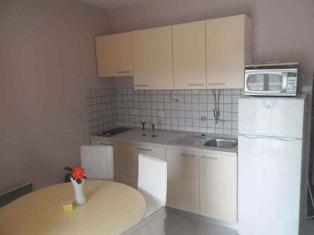 Apartments Dunja Piric Лопар Экстерьер фото